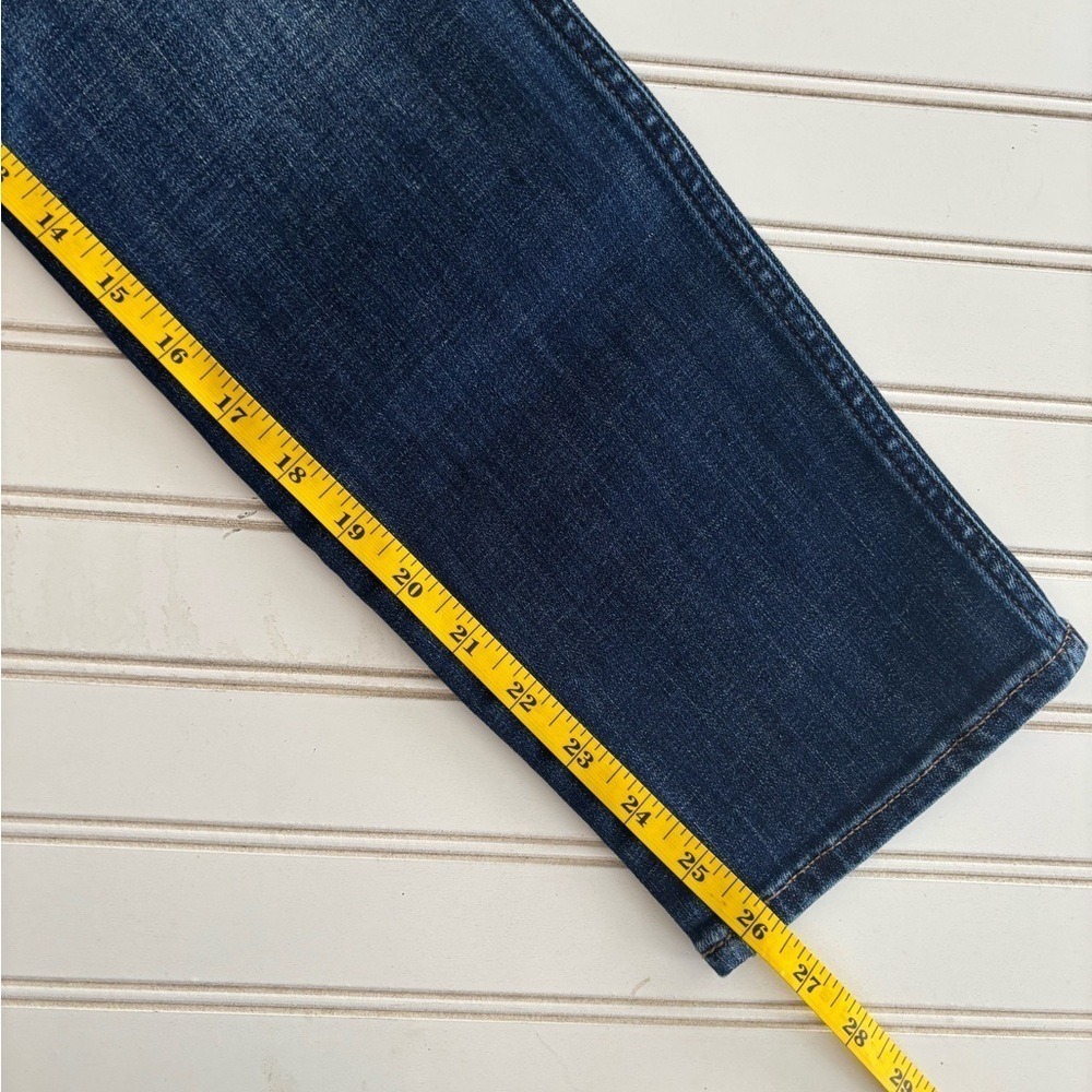 WHBM Everyday Soft Floral Embroidered High Rise Straight Jean - Picture 11 of 12